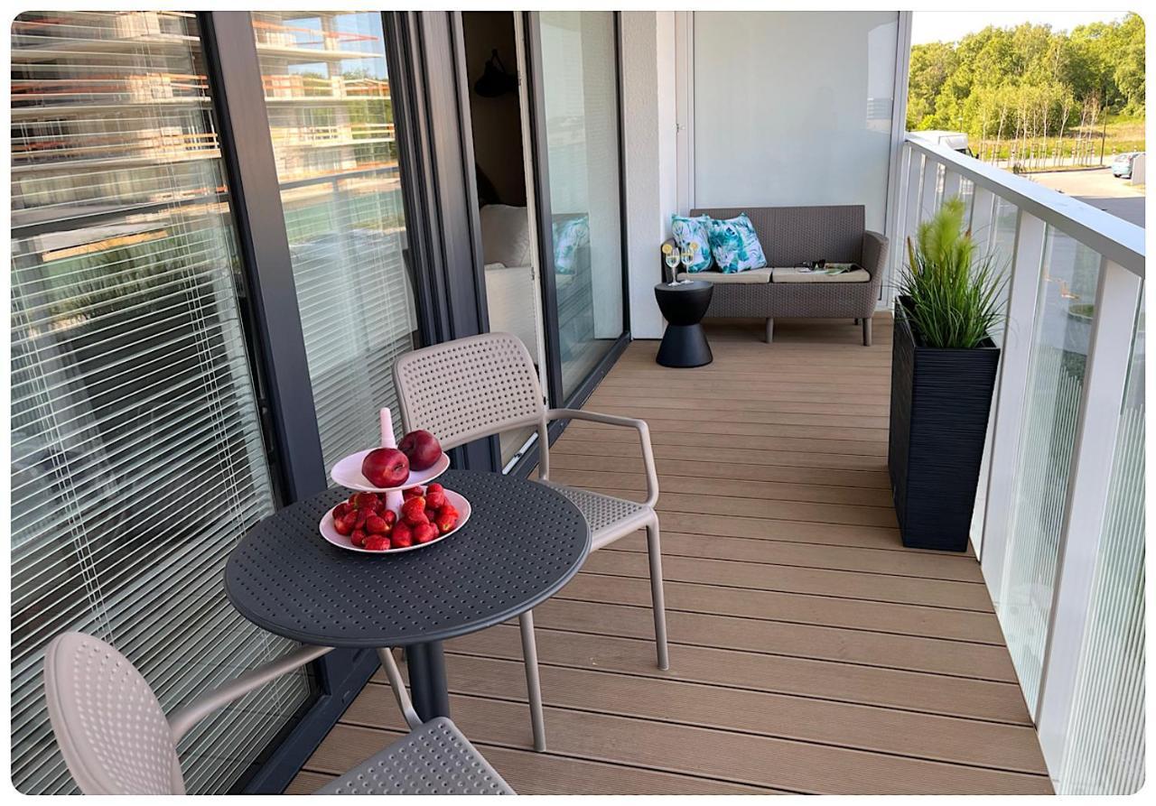 Hello Kolobrzeg Polanki Aqua Apartament Premium Luaran gambar